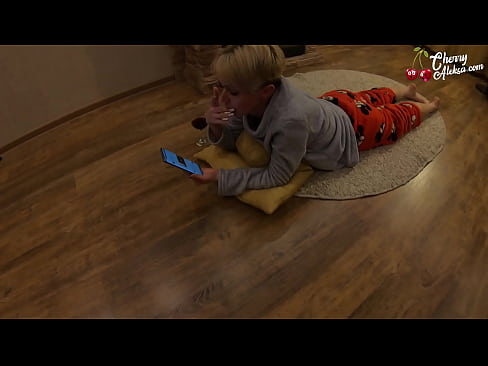 ❤️ Loira Louca a Chupar Pila Enorme a Chupar e a Saltar sobre ela - Sexo Anal Pornuts em nós ❌❤